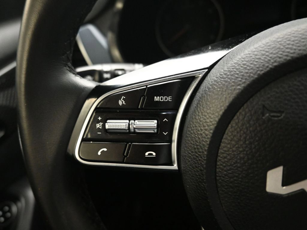 Used 2023 Kia Seltos S w/ Navigation Package image 19