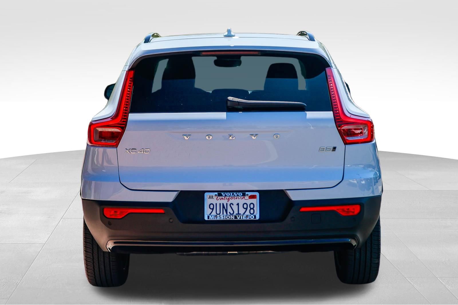 Certified 2026 Volvo XC40 B5 Plus w/ Protection Package Premier image 7