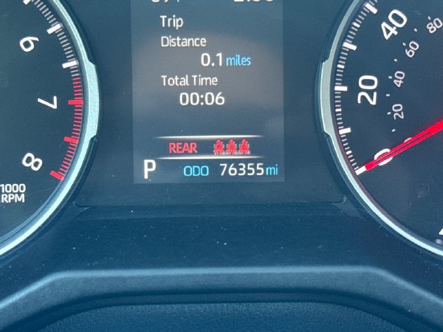 Used 2020 Toyota RAV4 LE w/ All Weather Liner Package AWD/4WD image 18