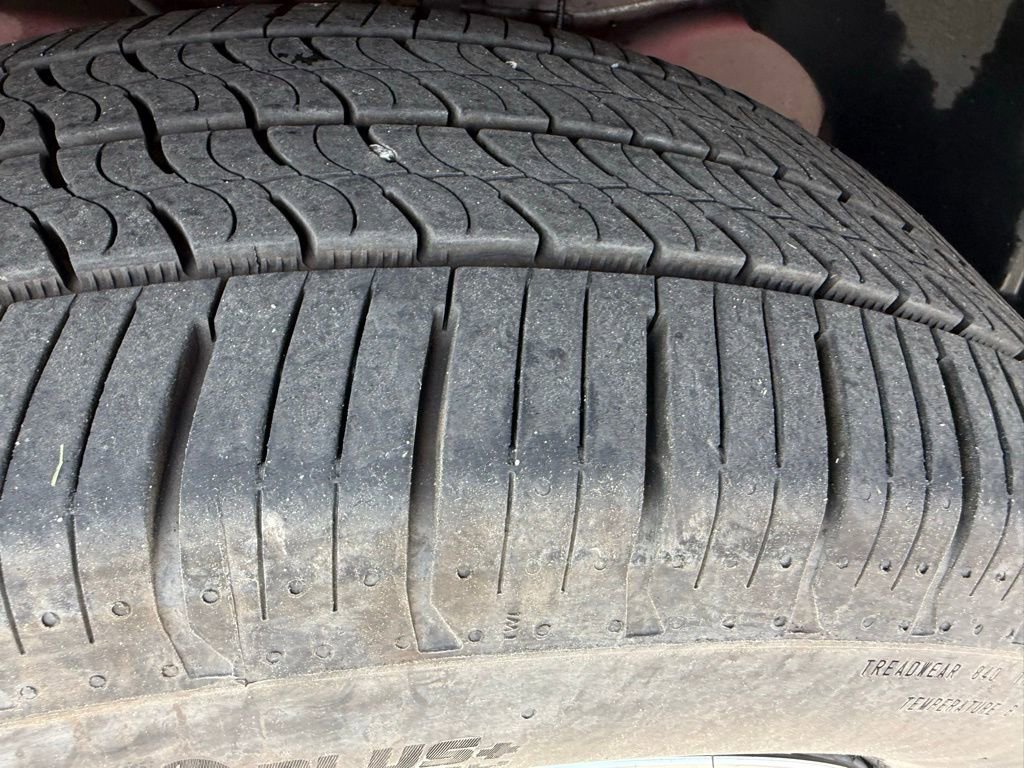 Used 2018 Dodge Journey SE image 26