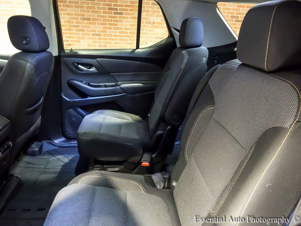 Used 2020 Chevrolet Traverse LT w/ LPO, Floor Liner Package image 15