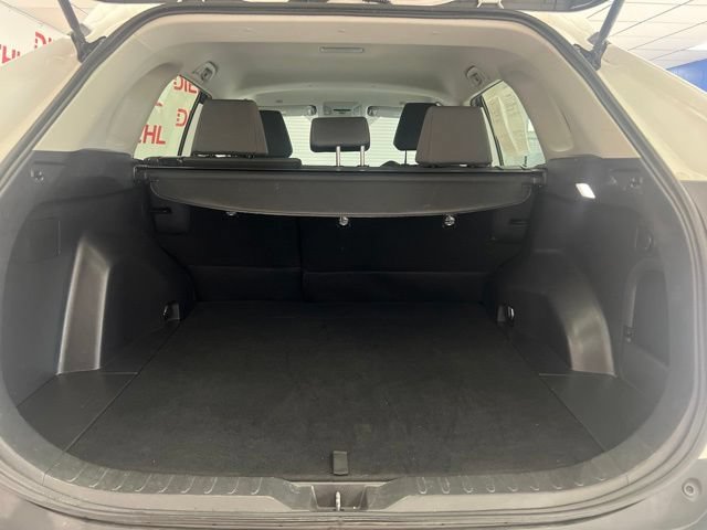 Used 2024 Toyota RAV4 XLE AWD/4WD image 8