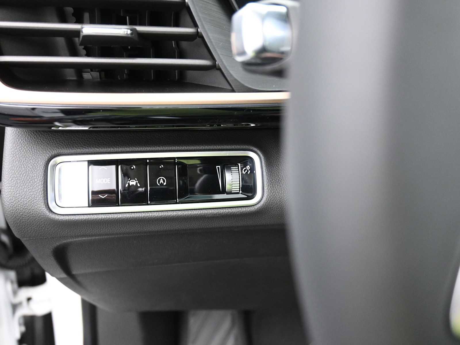 New 2025 Buick Envision Sport Touring image 13