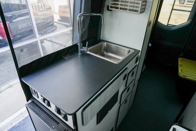 Used 2021 Mercedes-Benz Sprinter 2500 image 37
