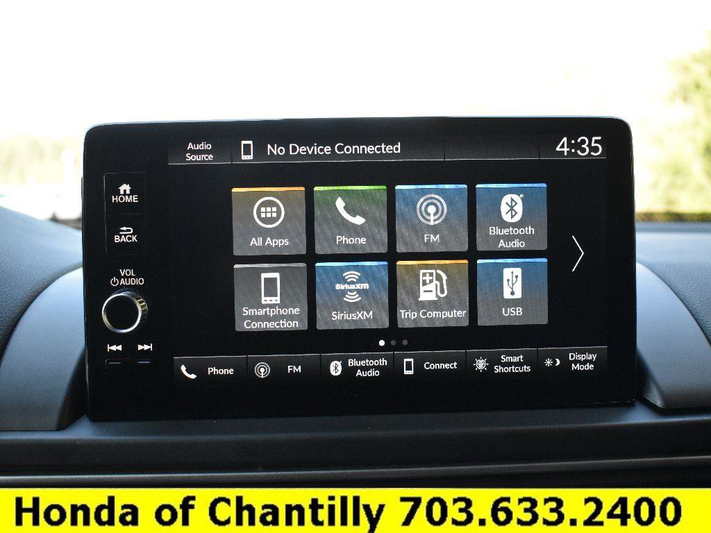 Used 2025 Honda Pilot EX-L image 14