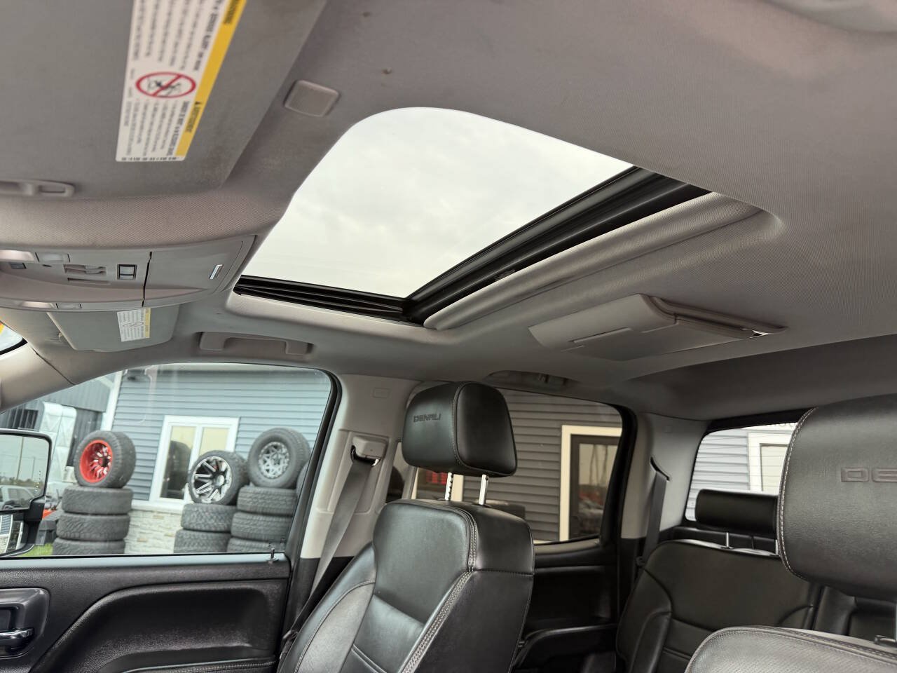 Used 2018 GMC Sierra 3500 Denali AWD/4WD image 15