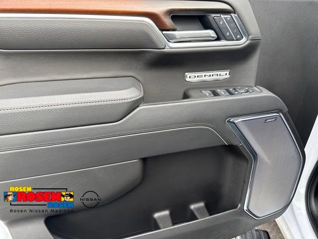 Used 2025 GMC Sierra 1500 Denali w/ Denali Reserve Package AWD/4WD image 9