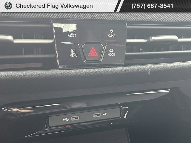 New 2025 Volkswagen GTI SE image 39