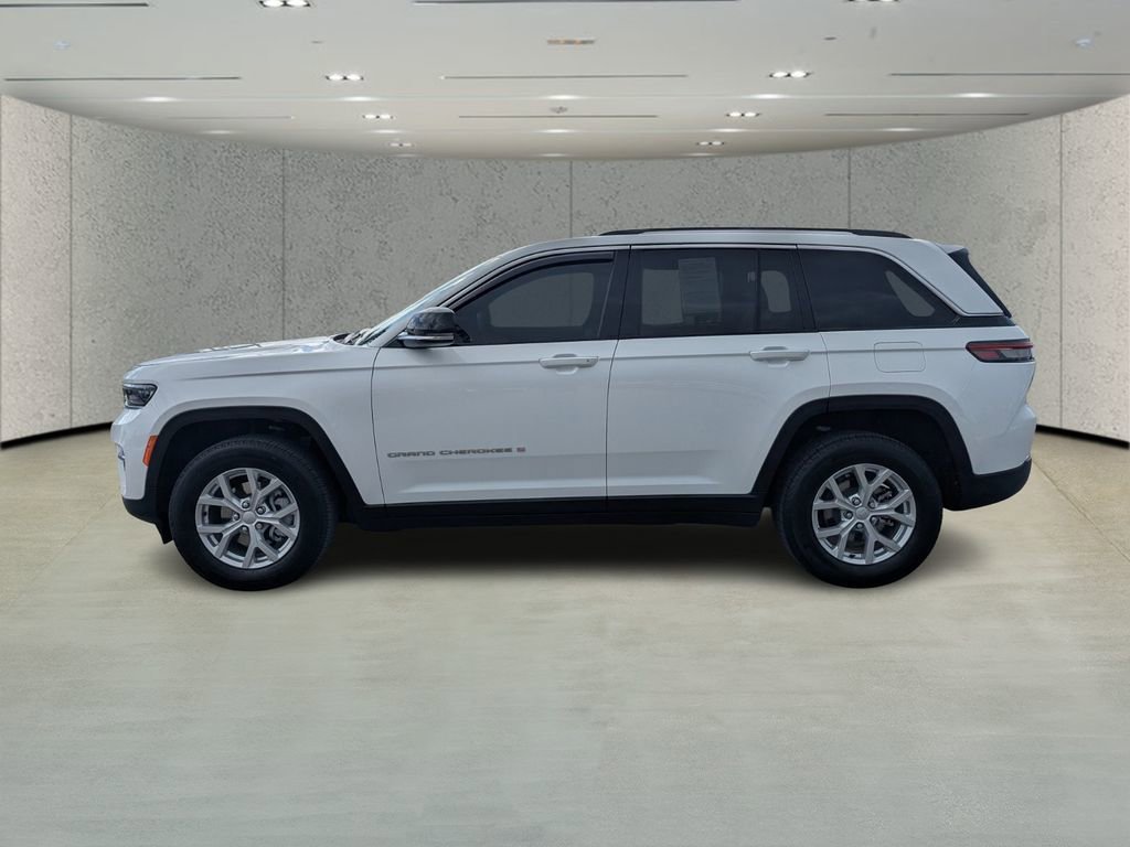 Used 2024 Jeep Grand Cherokee Limited image 6