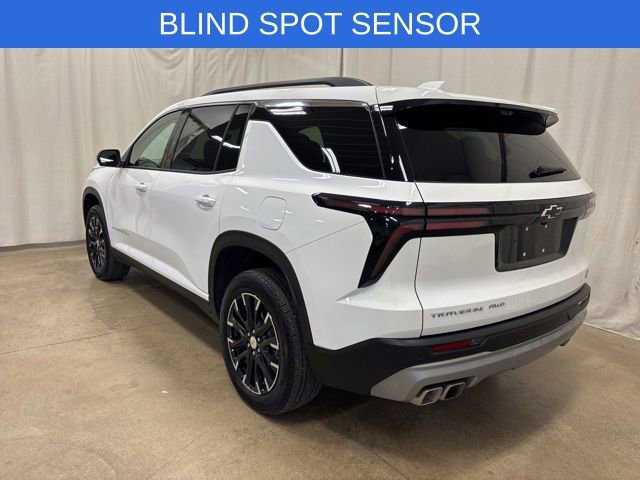 Used 2026 Chevrolet Traverse LT w/ Sun and Wheel Package AWD/4WD image 8