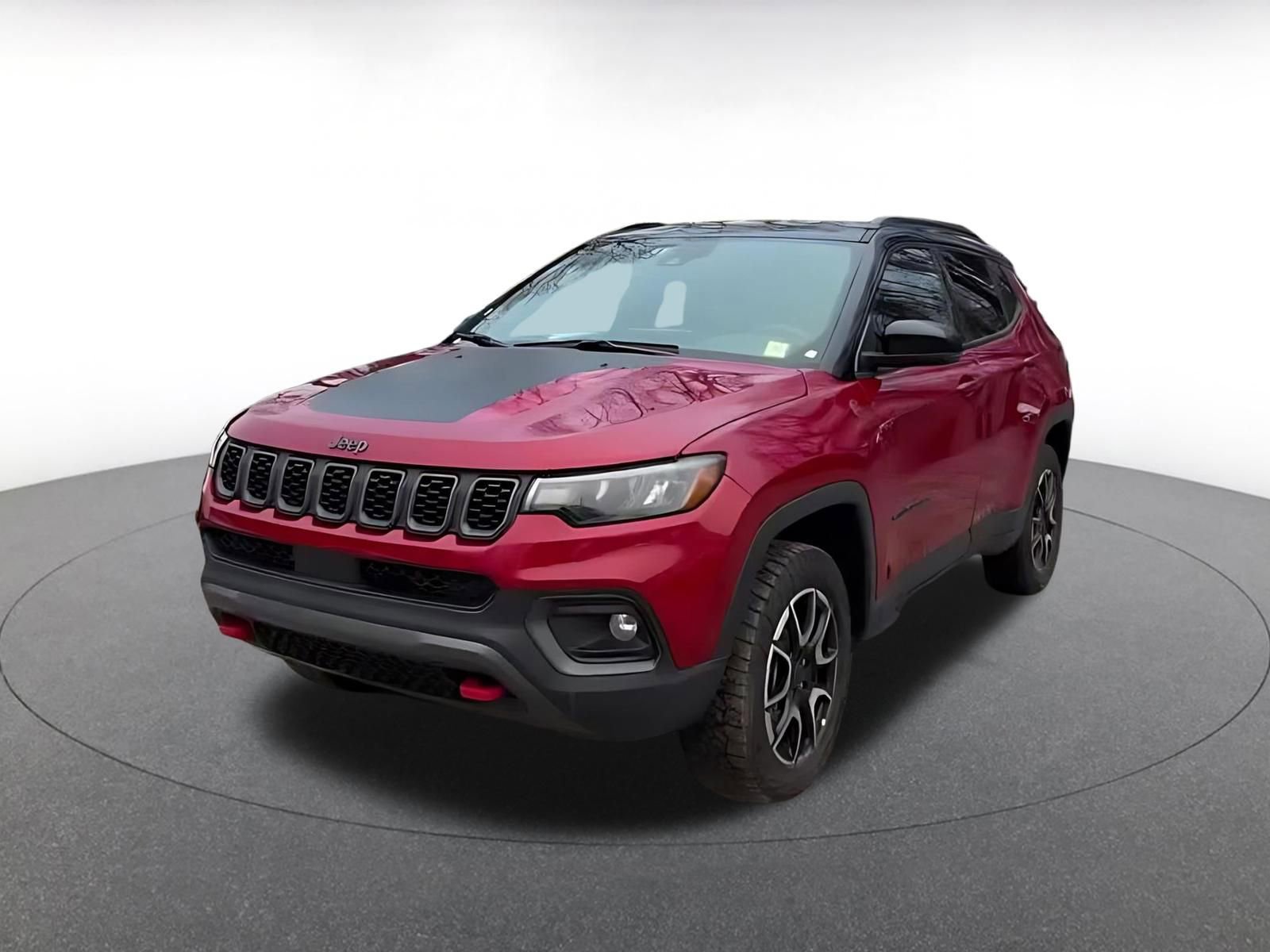 Used 2025 Jeep Compass Trailhawk image 7