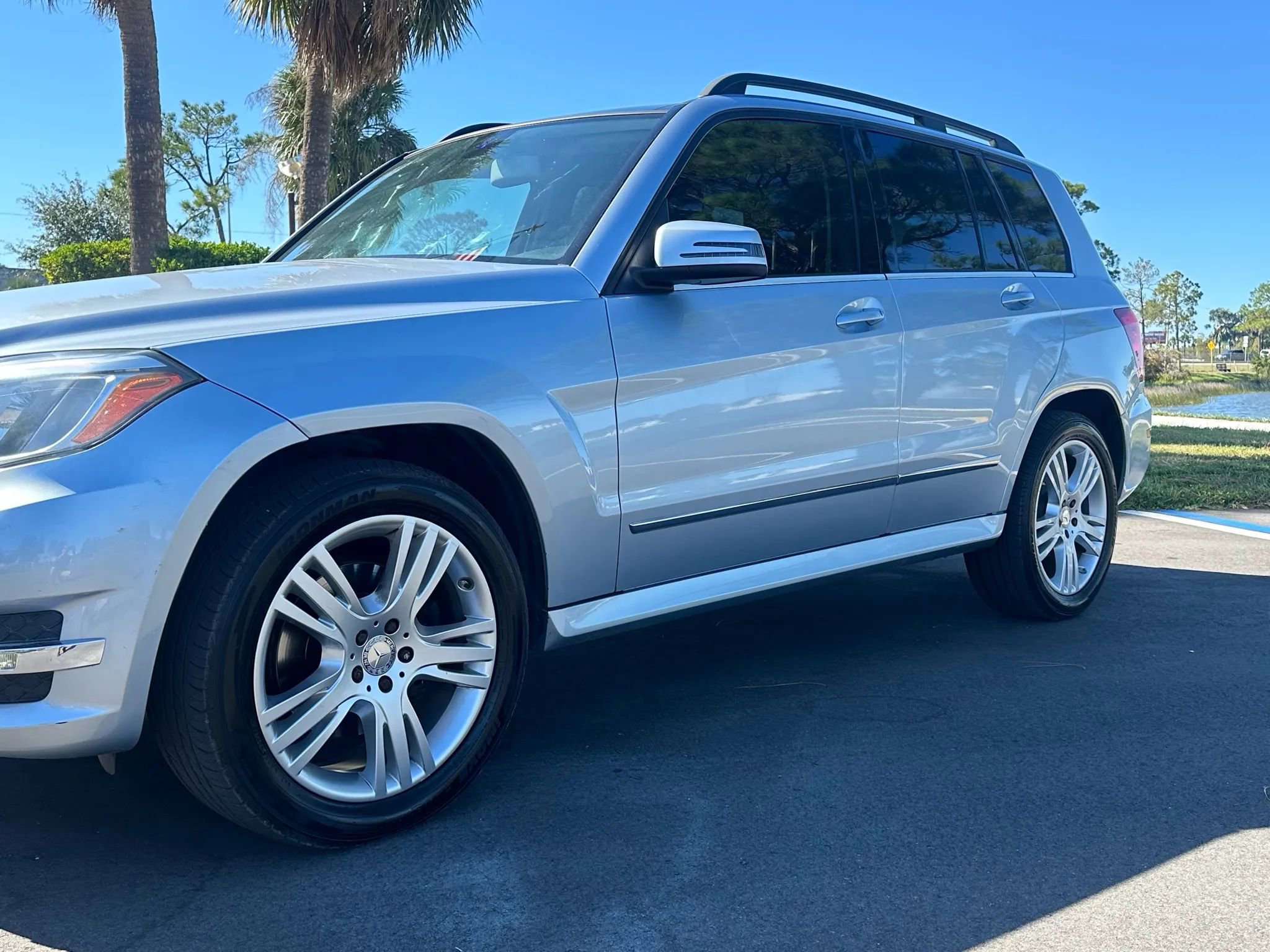 Used 2013 Mercedes-Benz GLK 350 2WD image 4