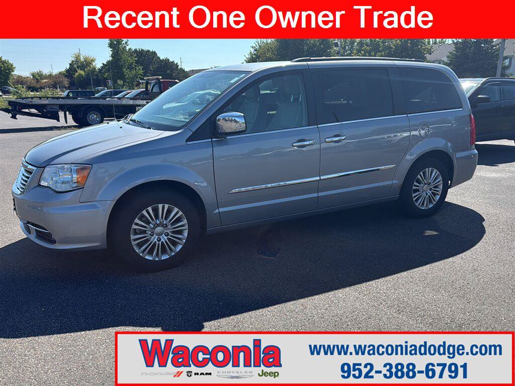 Used 2015 Chrysler Town & Country Touring-L w/ Driver Convenience Group
