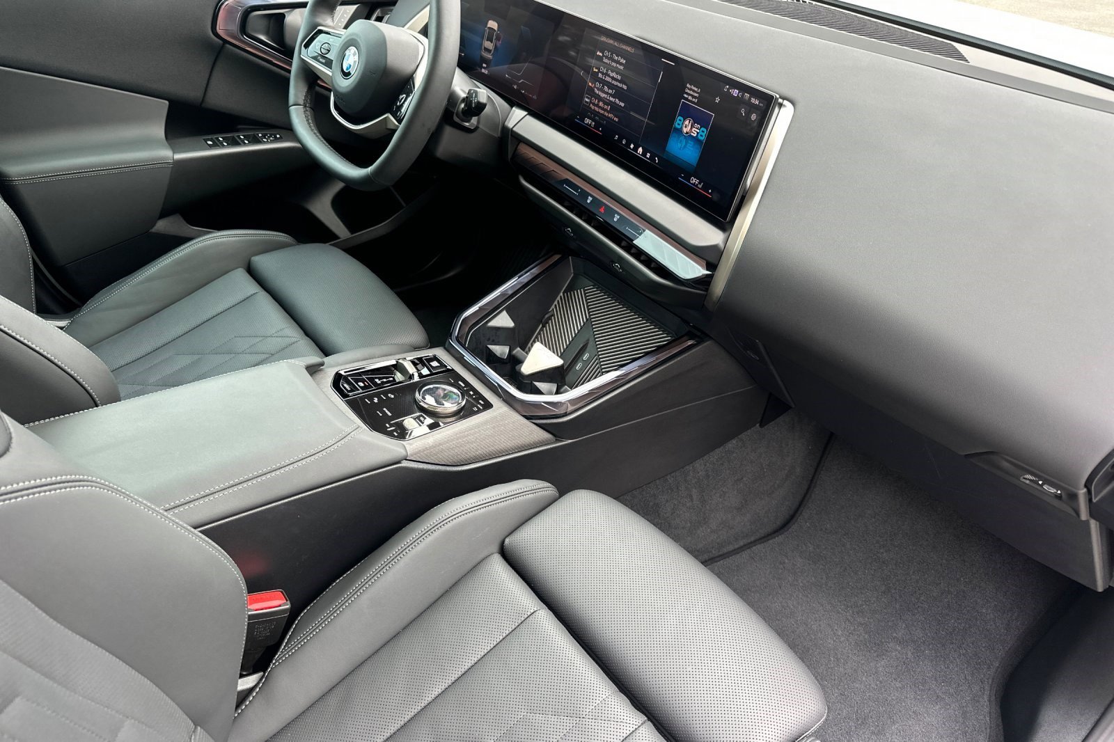 Used 2025 BMW X3 xDrive30i w/ Premium Package image 20