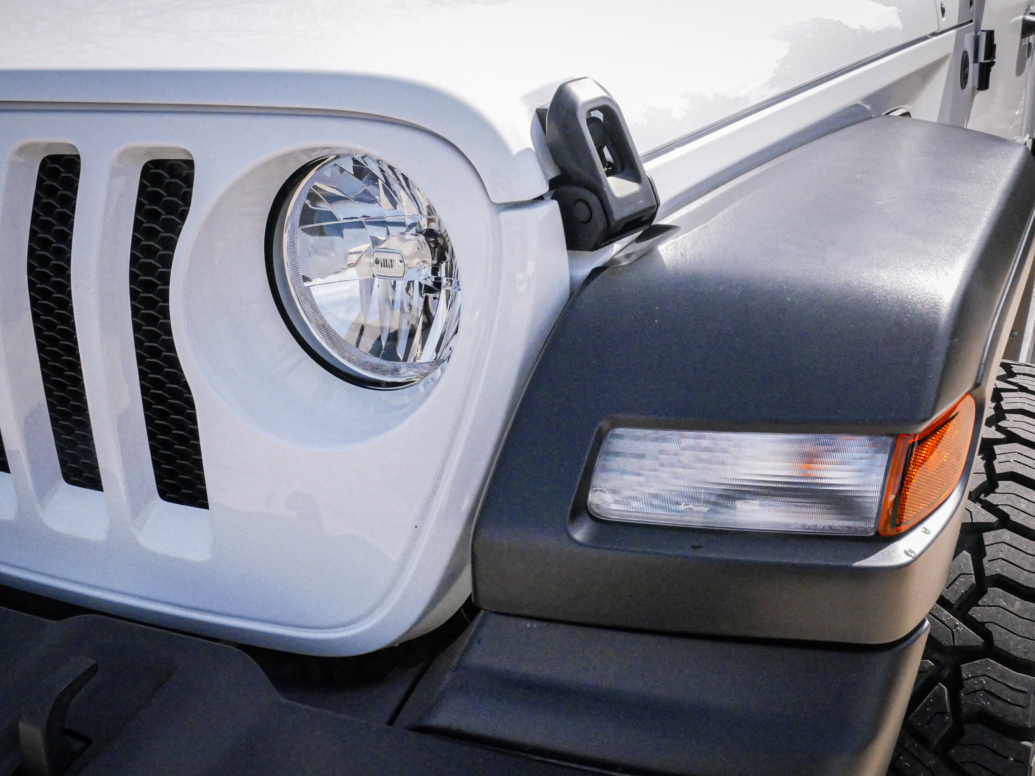 Used 2022 Jeep Wrangler Unlimited Sport AWD/4WD image 6