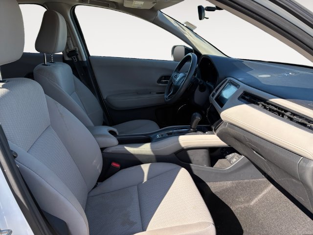 Used 2017 Honda HR-V EX image 14