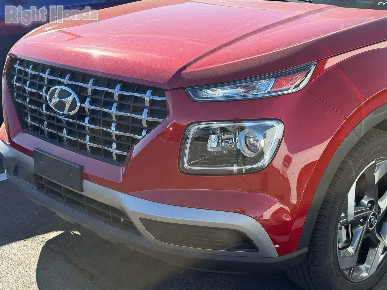 Used 2023 Hyundai Venue Limited image 9