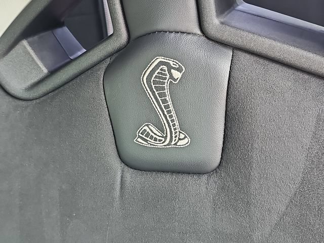 Used 2020 Ford Mustang Shelby GT500 w/ Technology Package RWD image 32