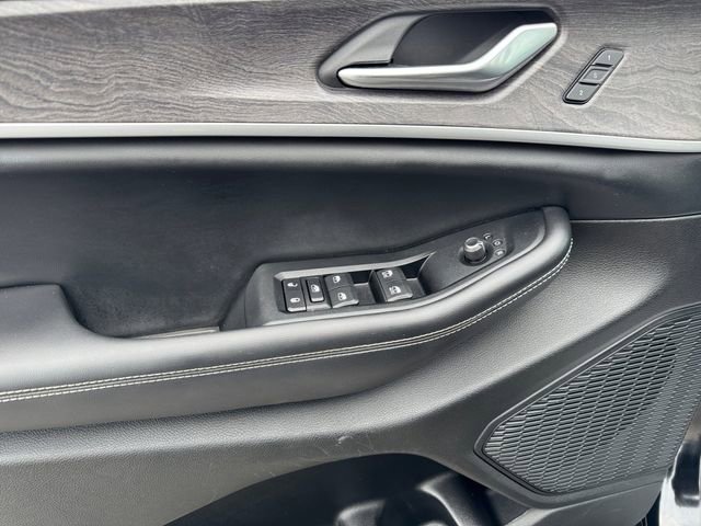 Certified 2023 Jeep Grand Cherokee Limited w/ Black Appearance Package AWD/4WD image 24