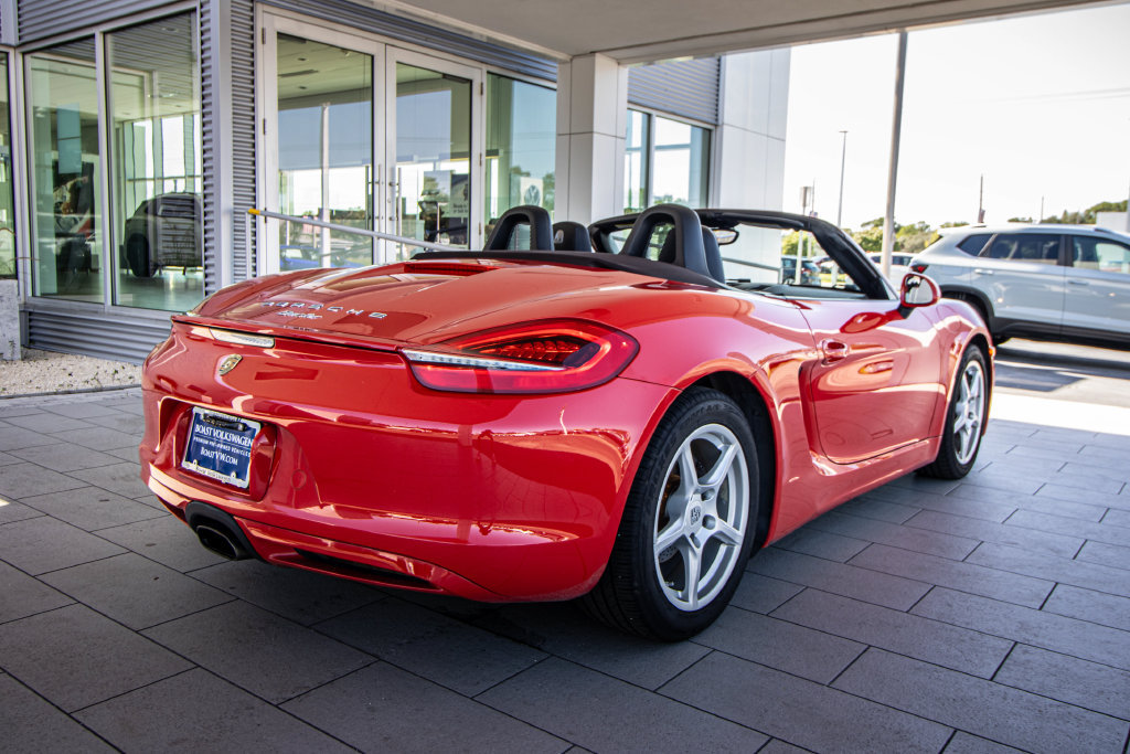 Used 2014 Porsche Boxster RWD image 2