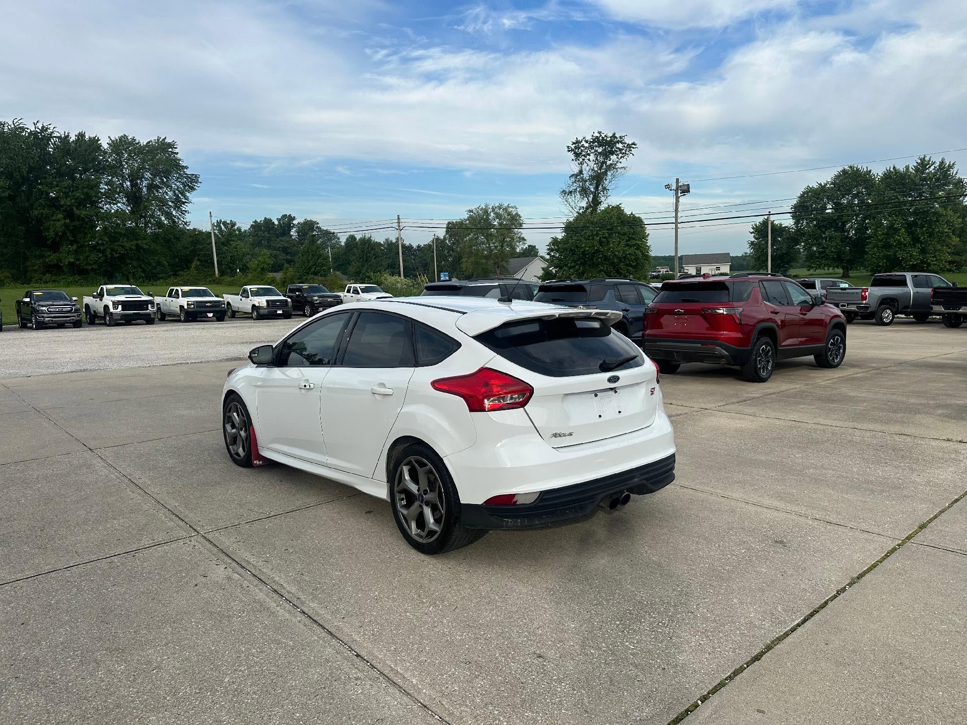 Used 2017 Ford Focus ST FWD image 5