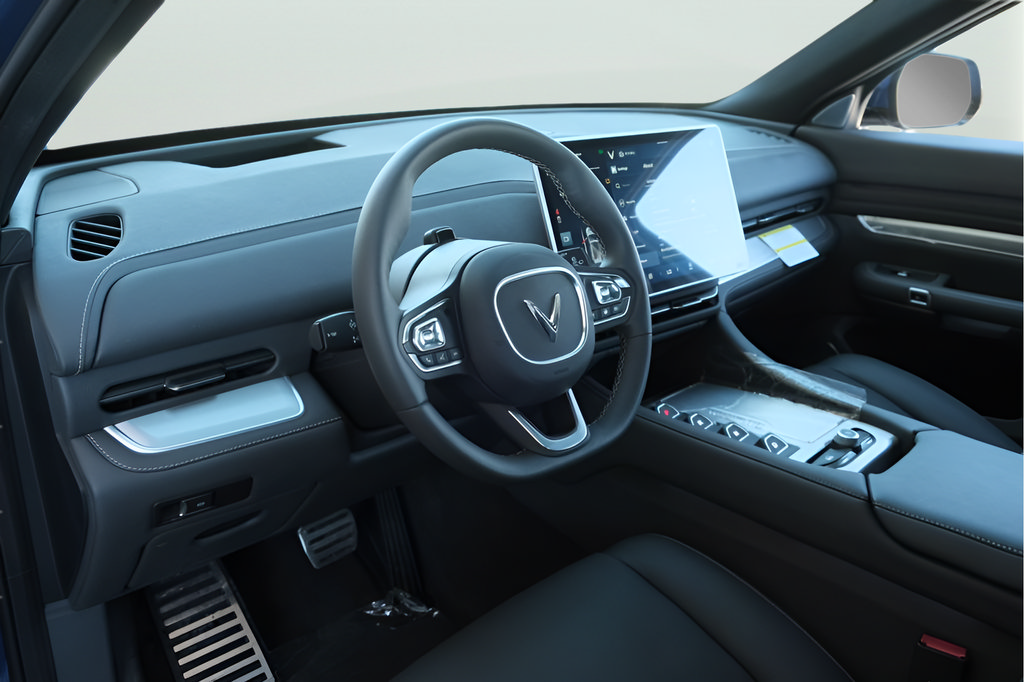 New 2024 VinFast VF 9 Plus AWD/4WD image 5