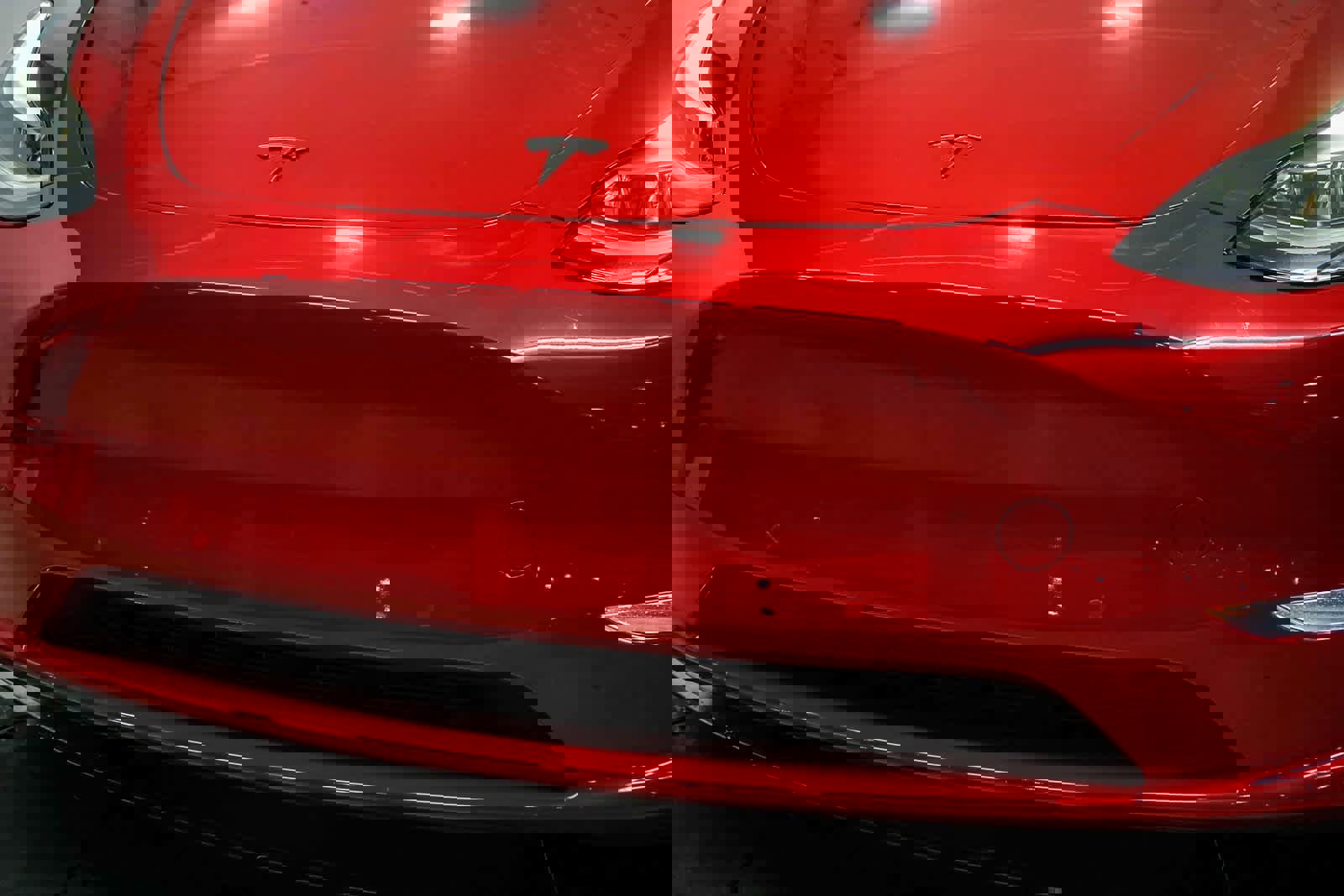 Used 2022 Tesla Model Y Performance image 8