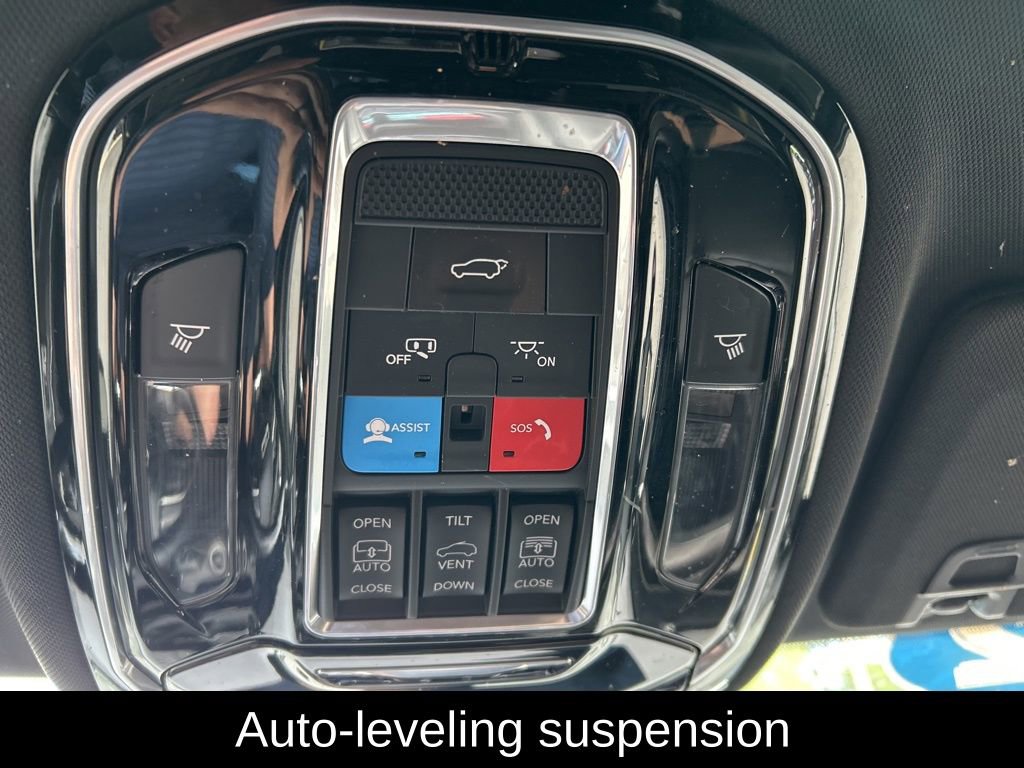 Certified 2022 Jeep Grand Cherokee Overland w/ Luxury Tech Group IV image 30