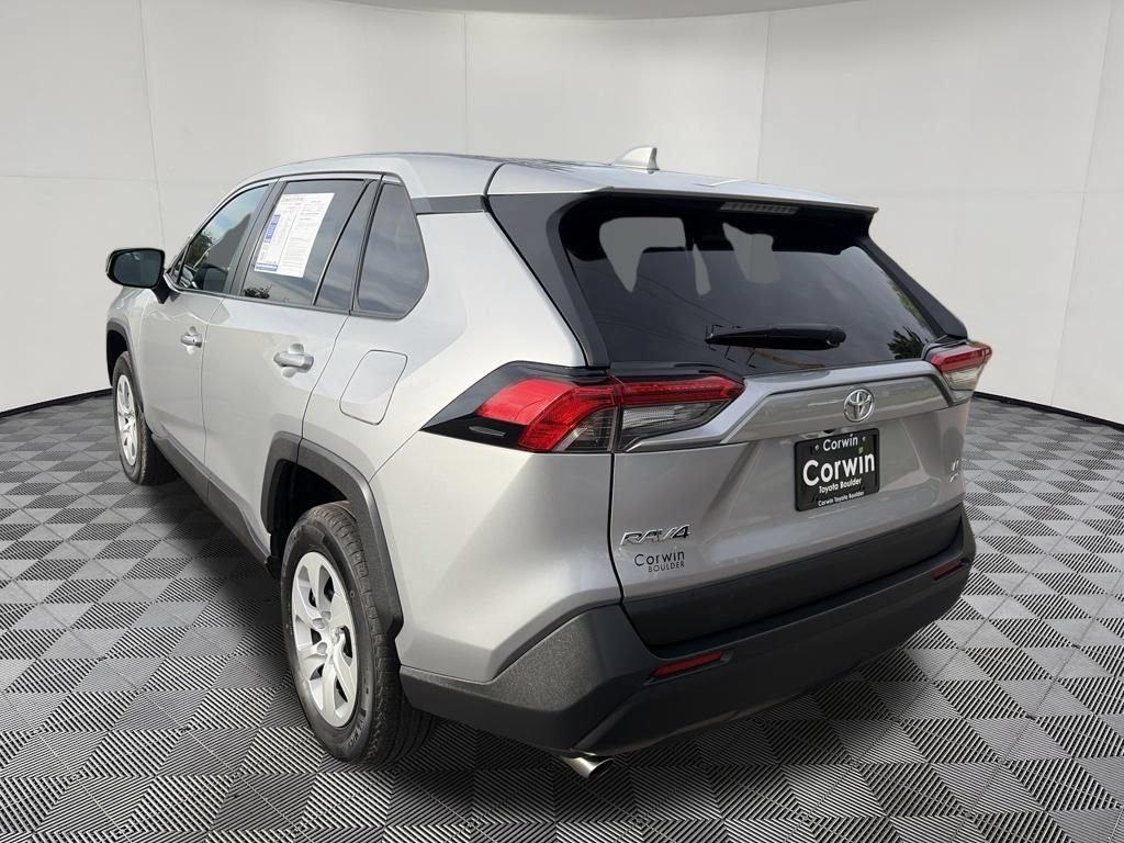 Used 2025 Toyota RAV4 LE AWD/4WD image 7