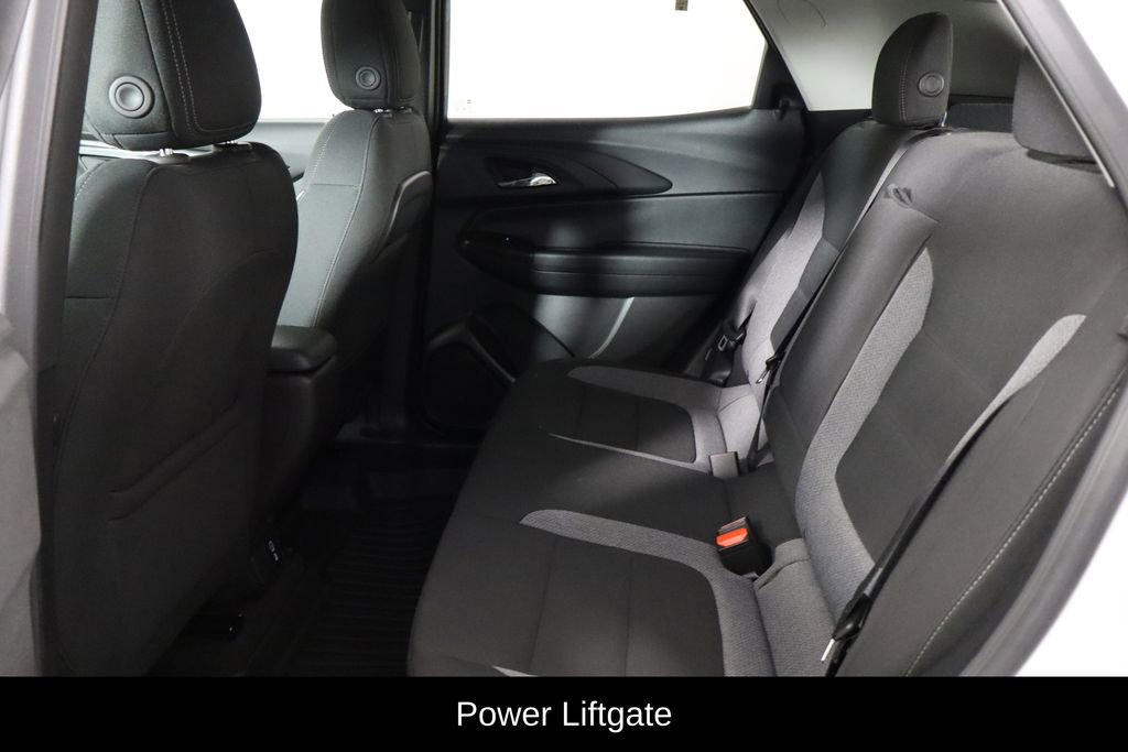 Used 2024 Chevrolet TrailBlazer LT w/ Convenience Package FWD image 16