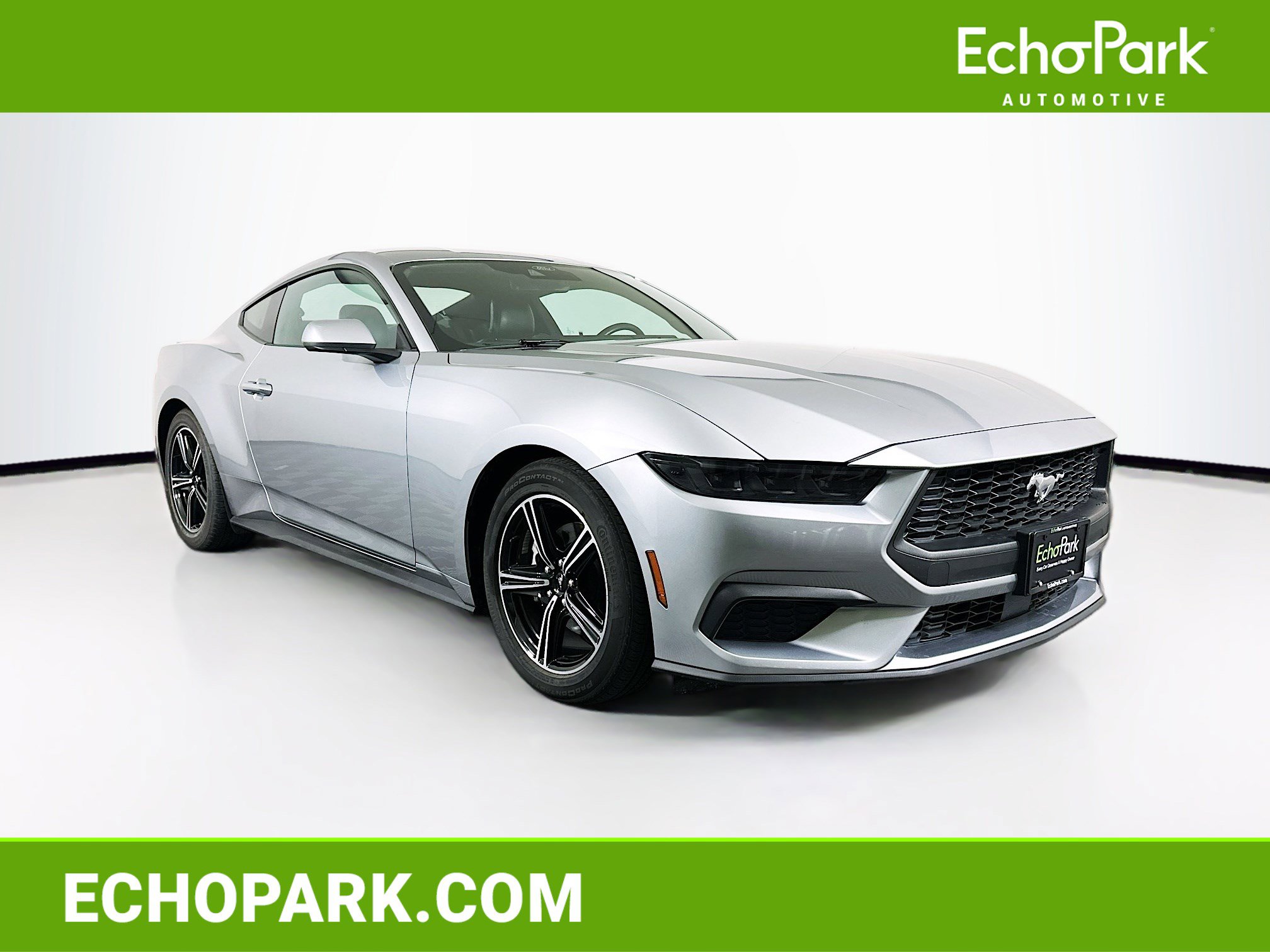 Used 2025 Ford Mustang Premium RWD image 1