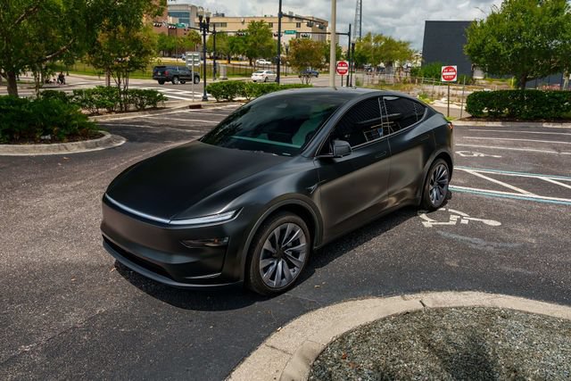 Used 2026 Tesla Model Y 2WD image 5