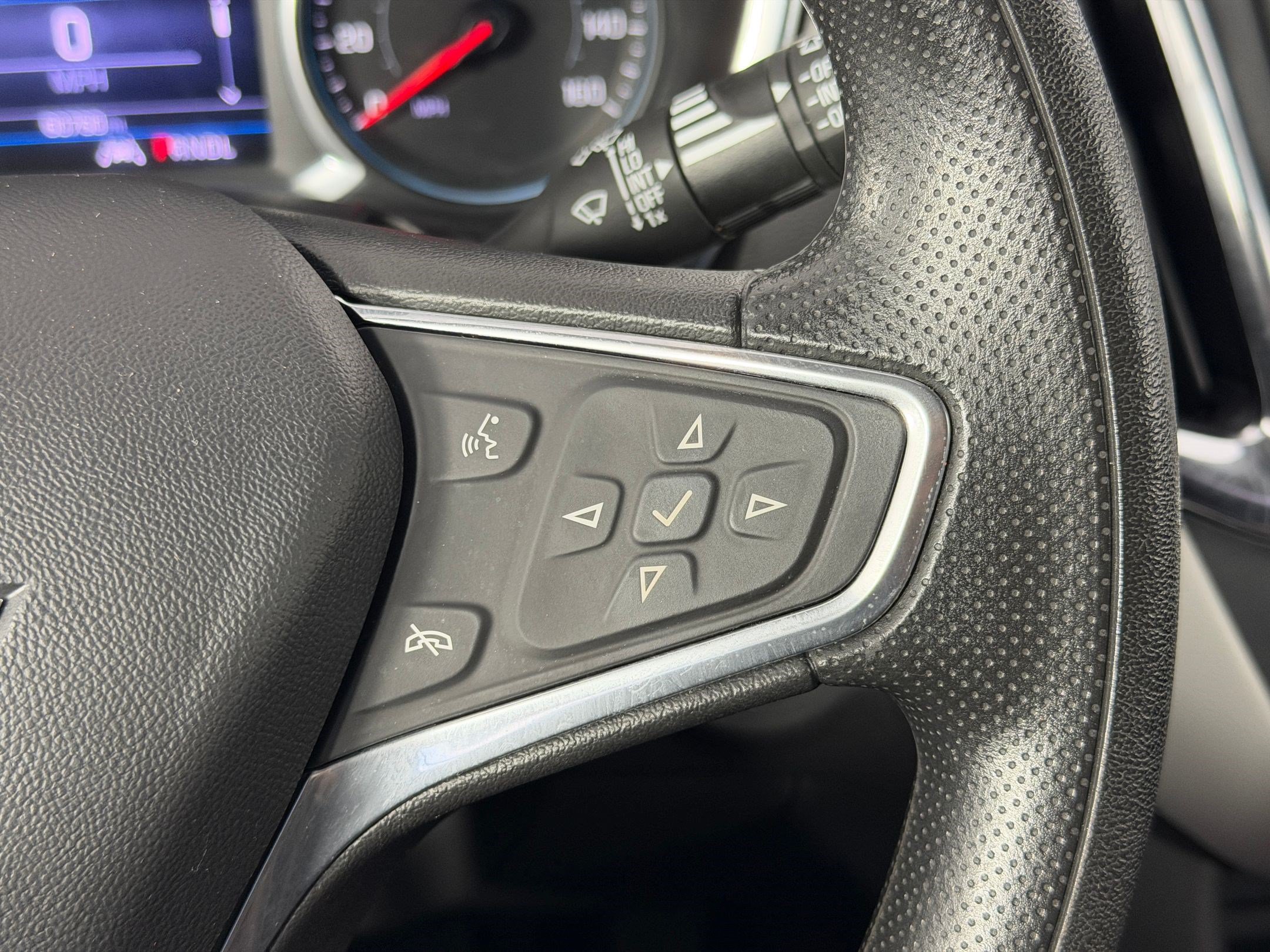 Used 2022 Chevrolet Equinox LT AWD/4WD image 27