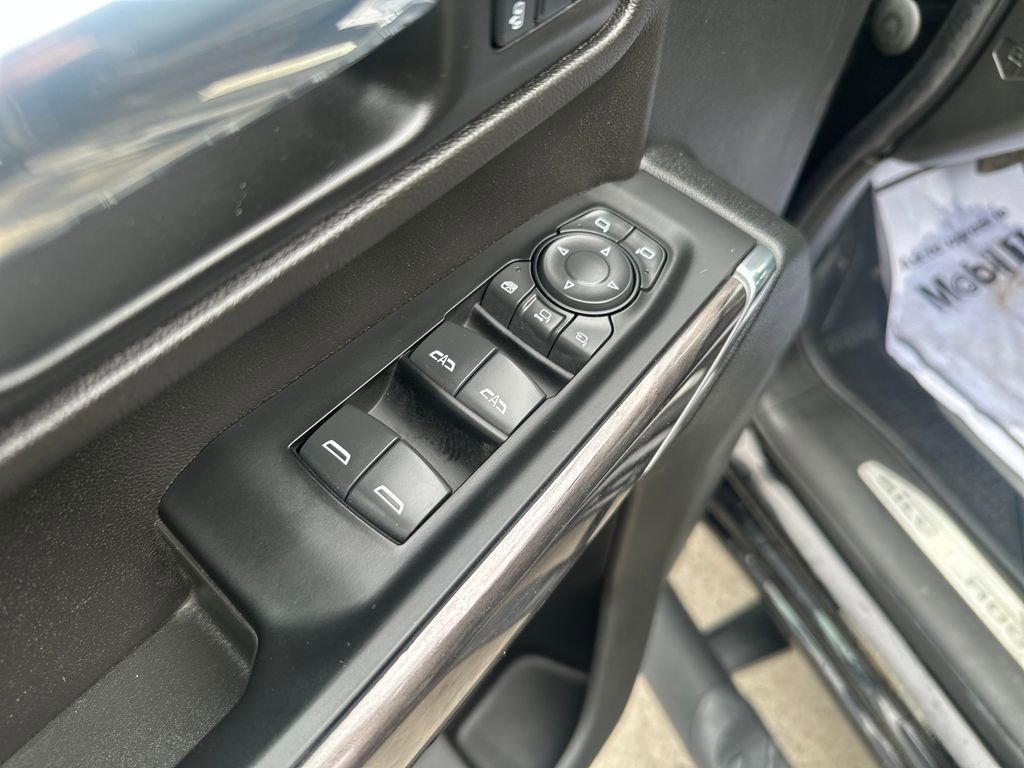 Used 2022 Chevrolet Silverado 3500 LTZ w/ LTZ Plus Package image 11