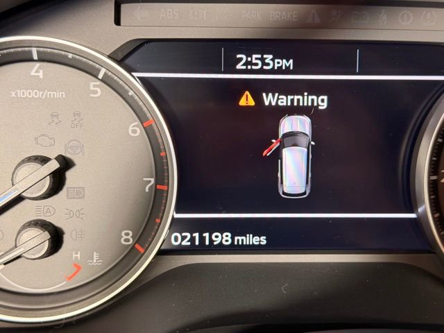 Used 2024 Mitsubishi Outlander ES image 21