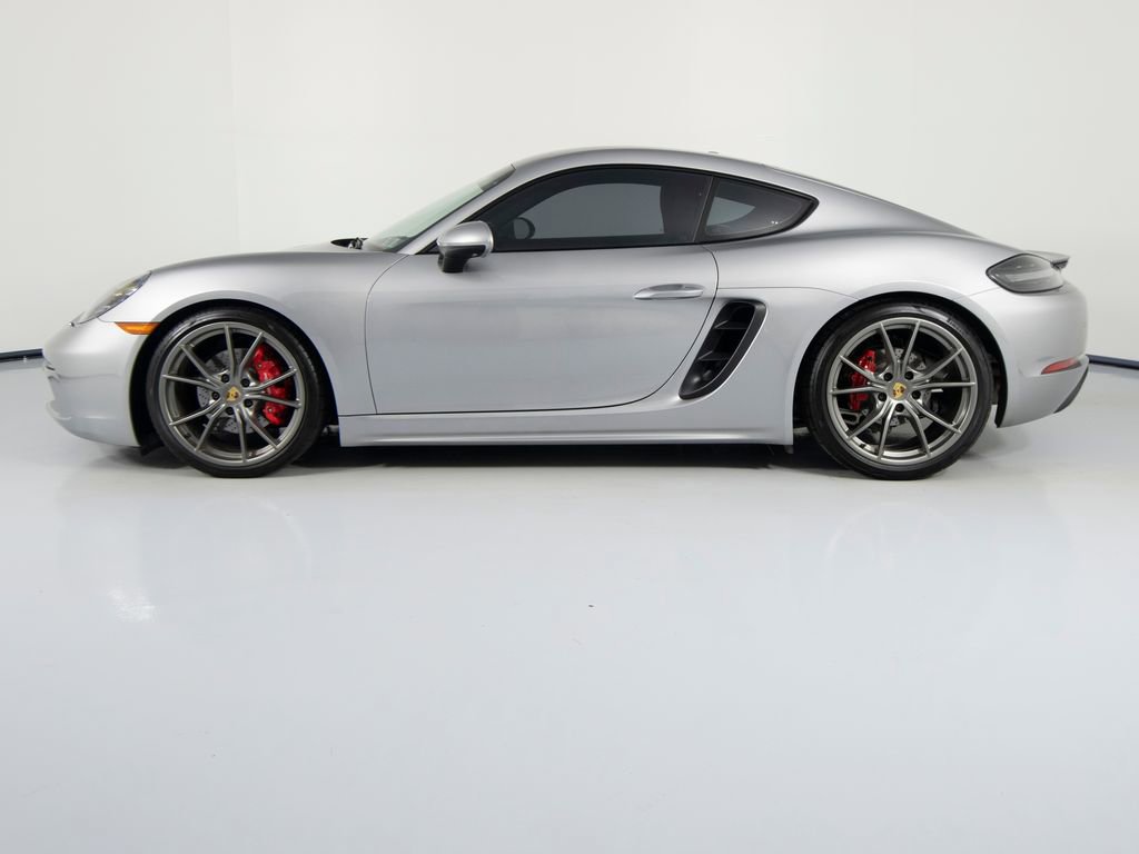 Certified 2024 Porsche 718 Cayman S RWD image 7
