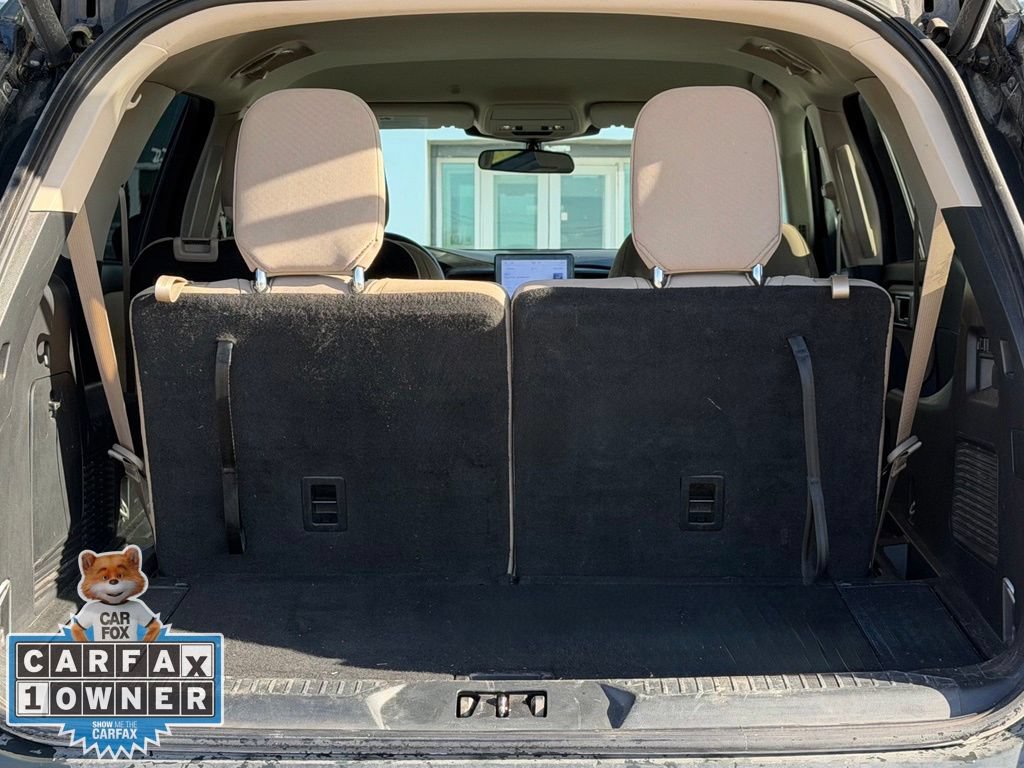 Used 2023 Ford Explorer XLT RWD image 25