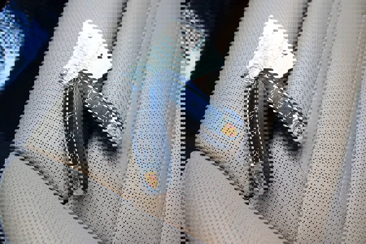 Used 2021 Porsche Panamera w/ Premium Package image 43