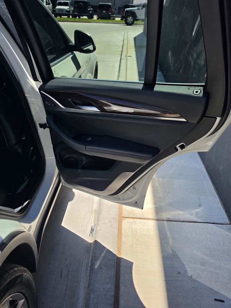 Used 2023 BMW X3 xDrive30i image 15