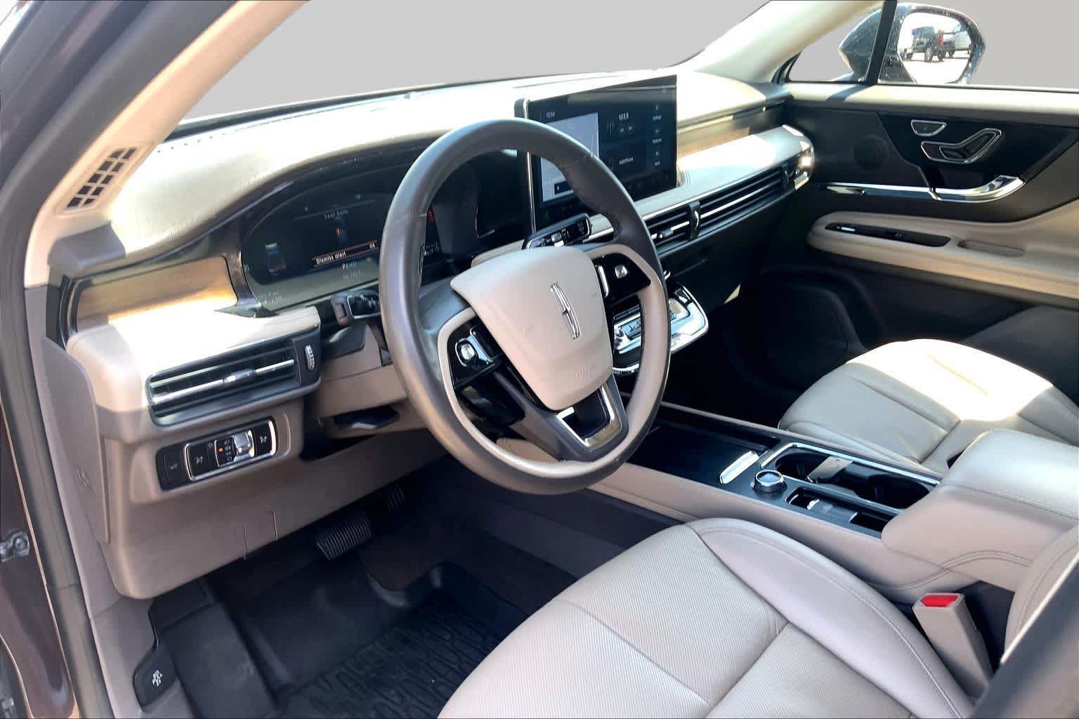 Certified 2023 Lincoln Corsair Reserve AWD/4WD image 18