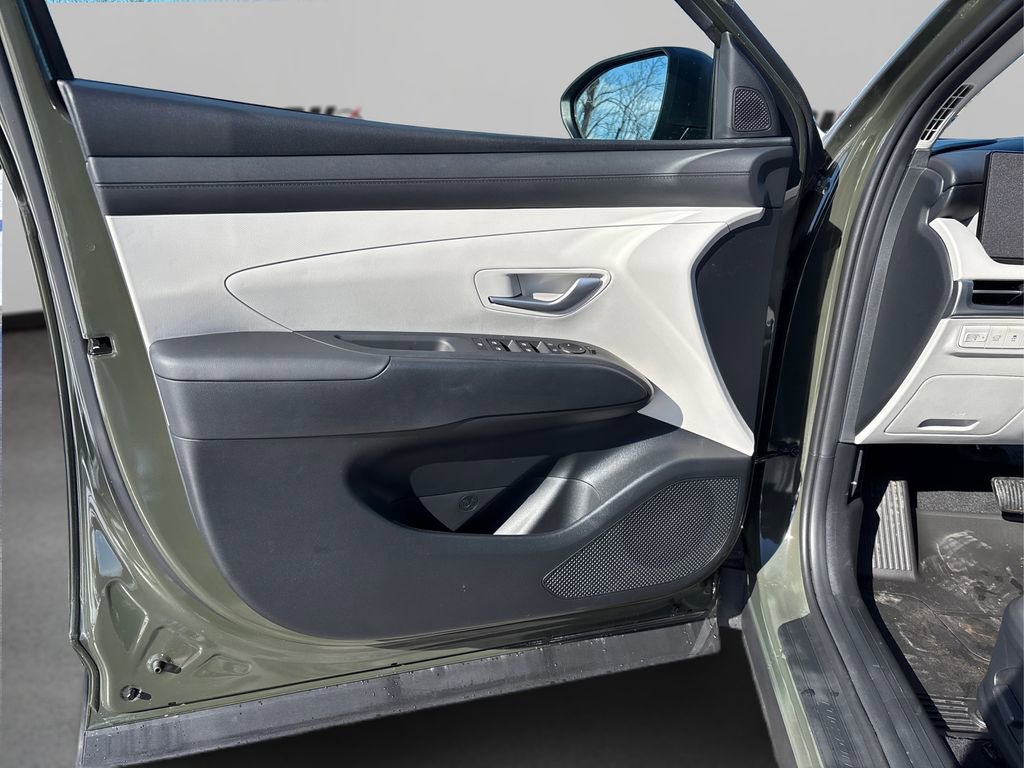 New 2026 Hyundai Tucson SEL image 16