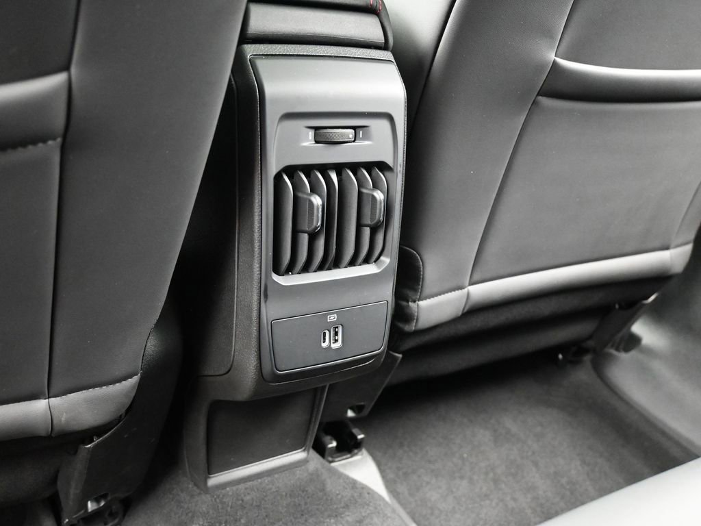 Used 2024 Dodge Hornet R/T Plus w/ R/T Blacktop Package image 34