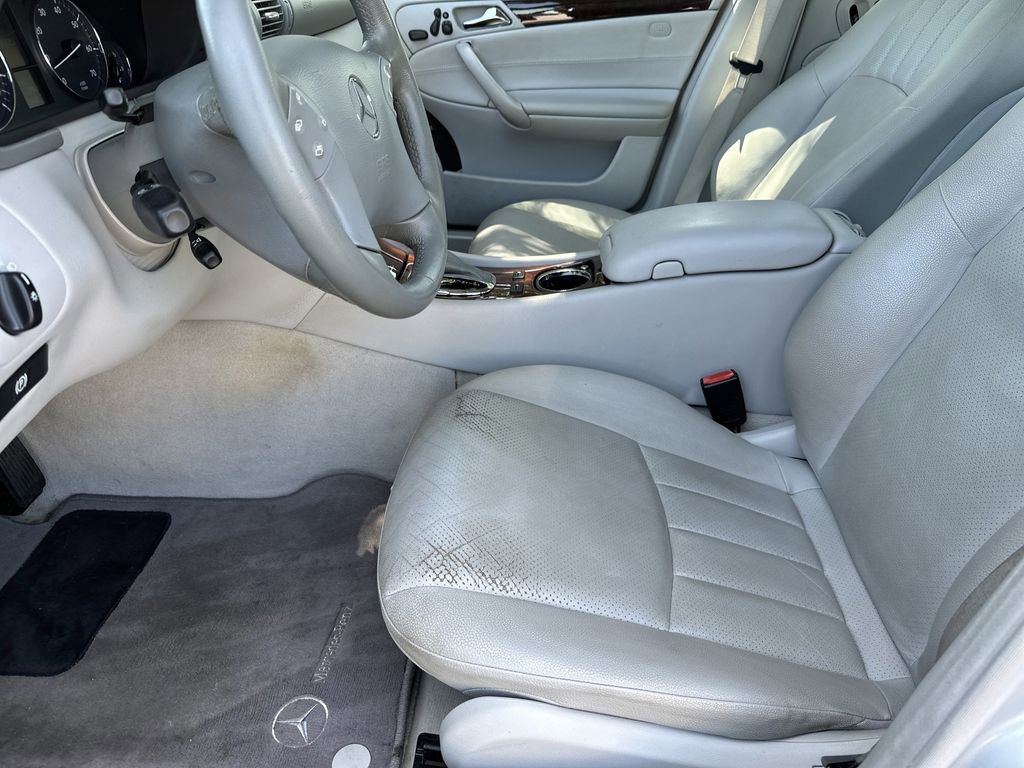 Used 2006 Mercedes-Benz C 350 Sedan image 13