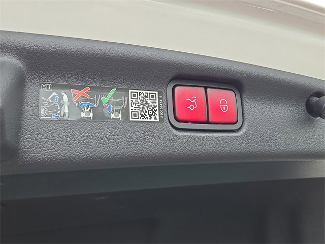 Certified 2025 Mercedes-Benz C 300 4MATIC Sedan image 30
