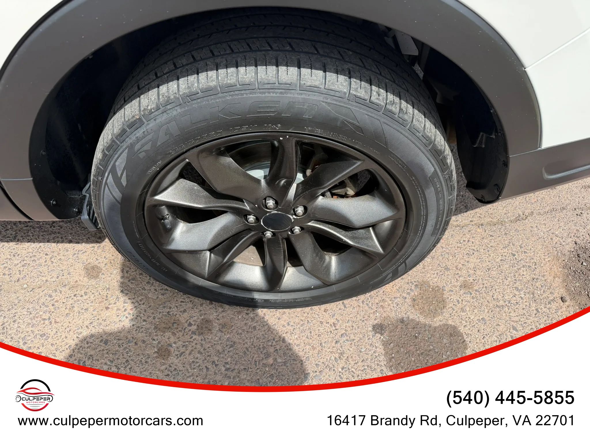 Used 2018 Ford Explorer XLT w/ Equipment Group 202A image 30