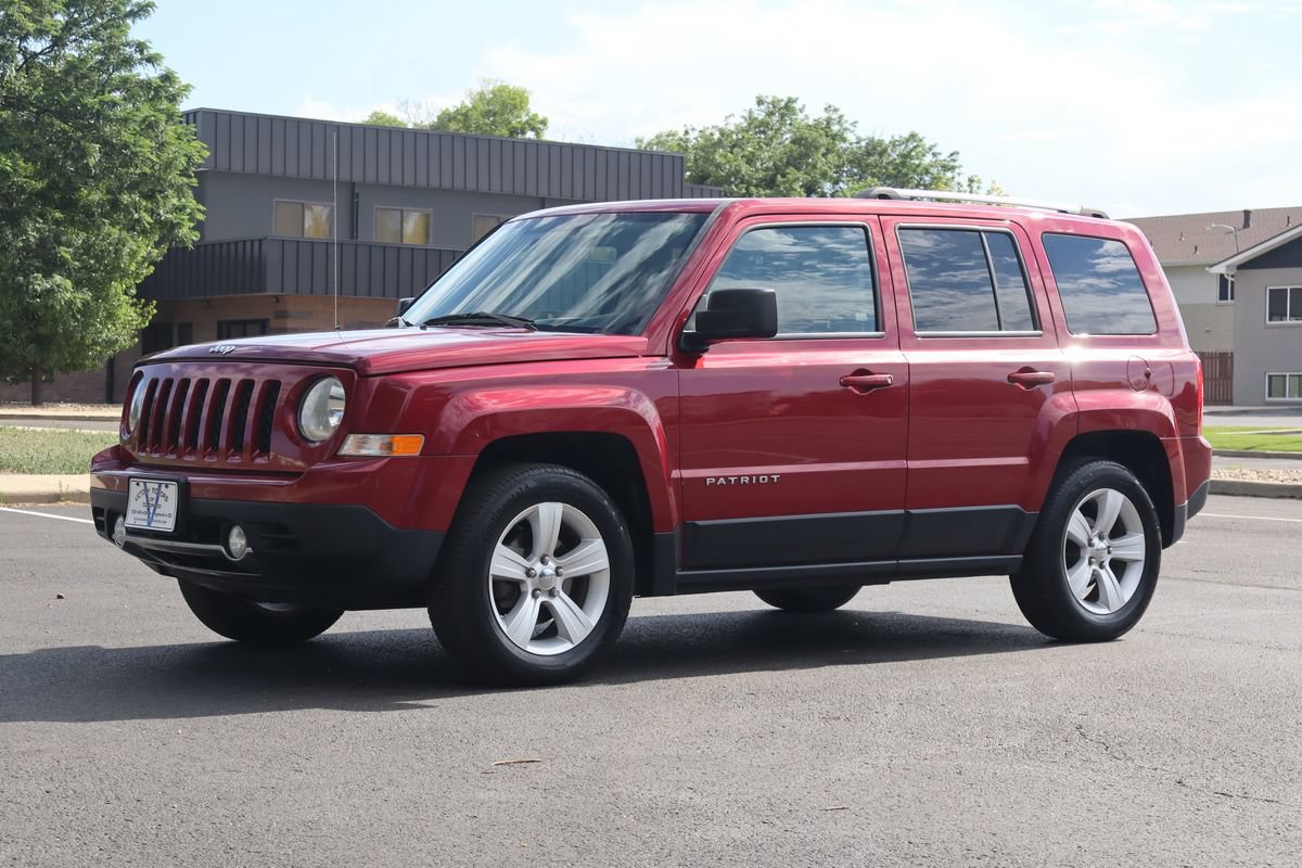 Used 2015 Jeep Patriot Limited w/ Sun/Sound Group FWD image 11