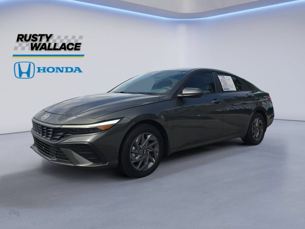 Used 2024 Hyundai Elantra SEL