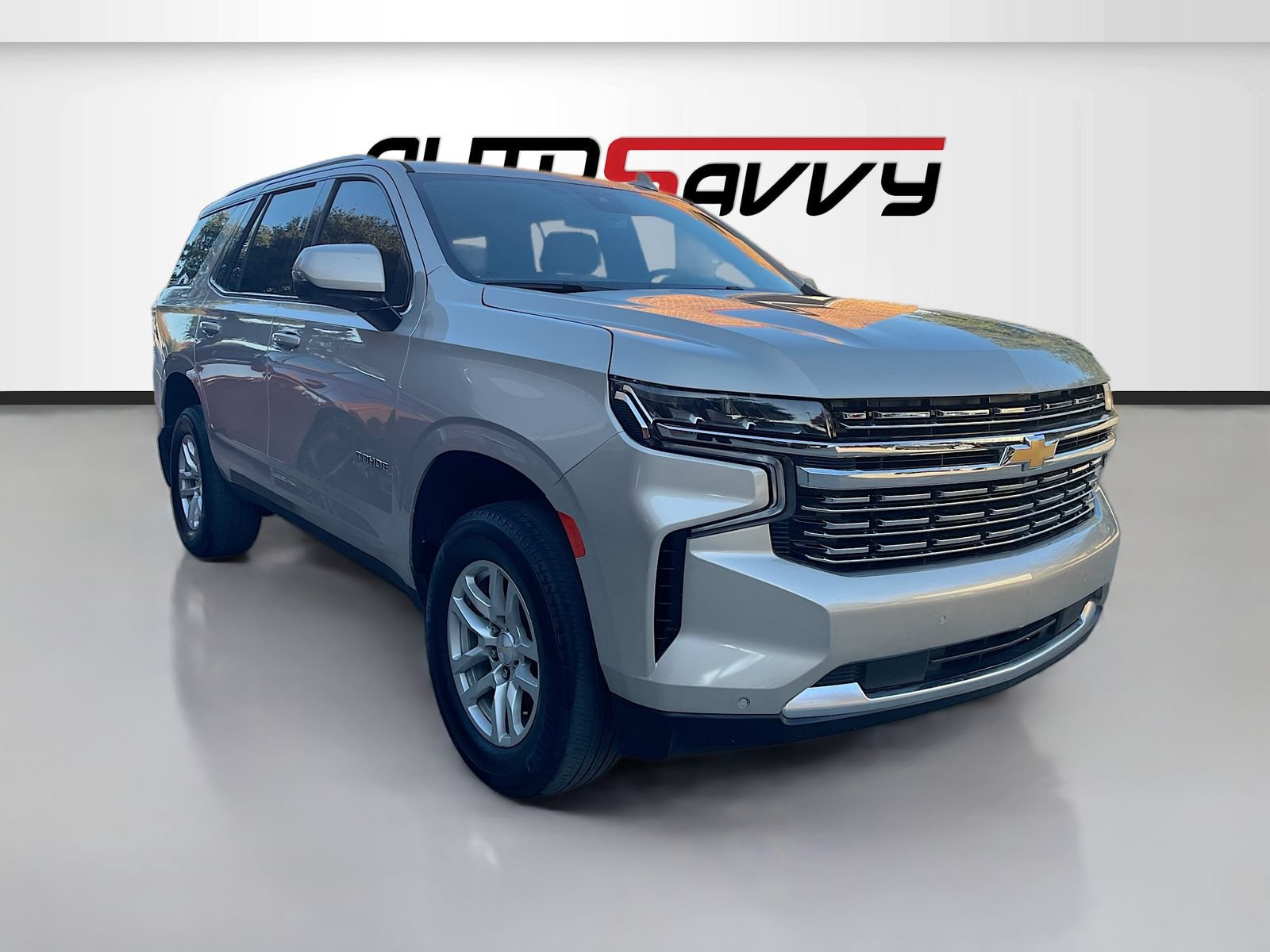 Used 2023 Chevrolet Tahoe LT w/ Luxury Package RWD image 1