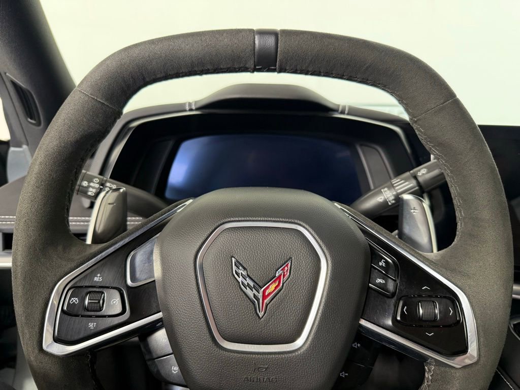 Used 2022 Chevrolet Corvette Stingray Convertible w/ 1LT RWD image 17