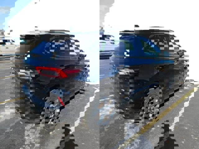 Used 2023 Ford Escape ST-Line w/ Tech Pack #1 image 9